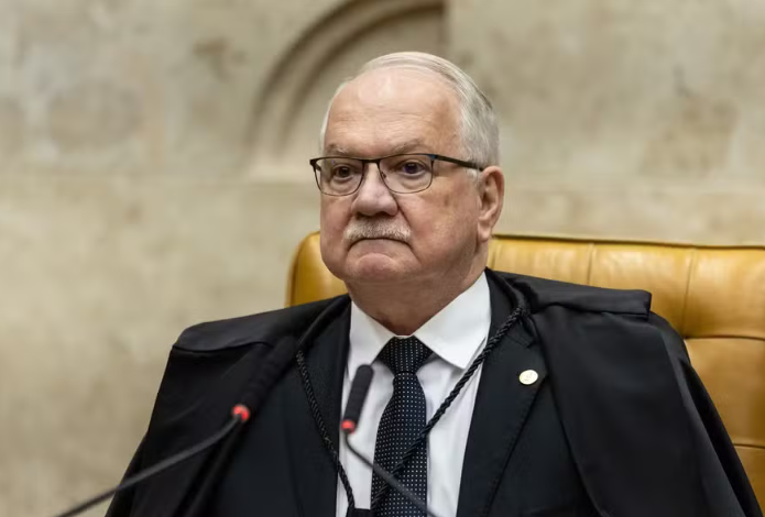Em meio a impasse institucional, Edson Fachin solicita queda do sigilo das apurações do Caso Master no STF